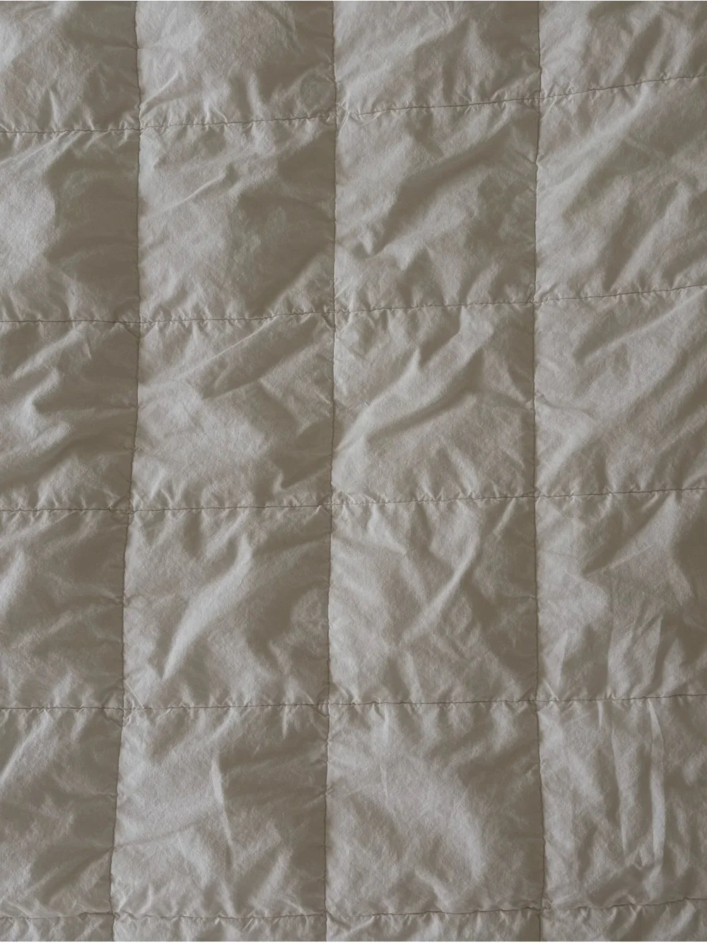 Crib/Toddler Bed Parachute Soft White Quilted Blanket - Picture 3 of 4